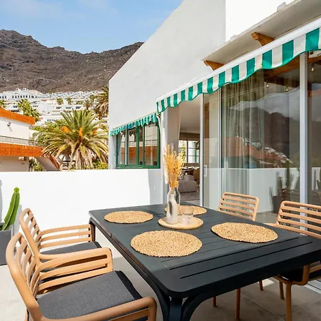 Stylish Family In Gigantes * Santiago Del Teide